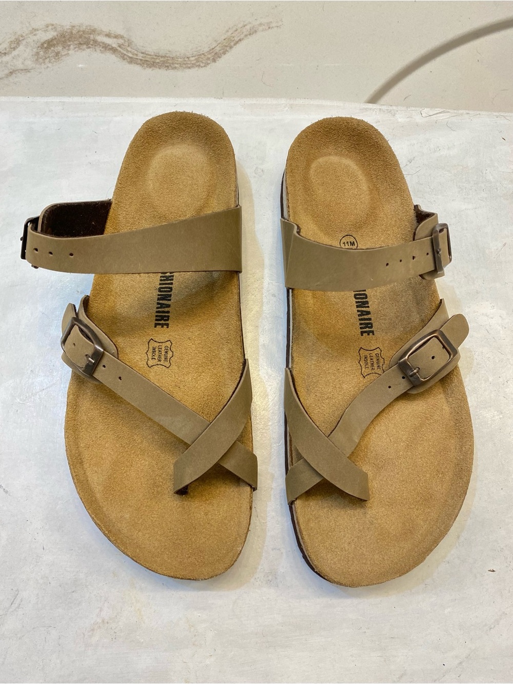 NEW…Cushionaire Woman Luna cork footbed, never worn Size 11M perfect bottom